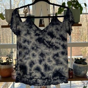 American Eagle shoulder-less cami blouse with sleeves